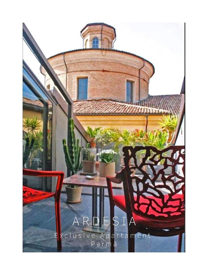 Appartement Ardesia Exclusive Apartament à Parme Extérieur photo